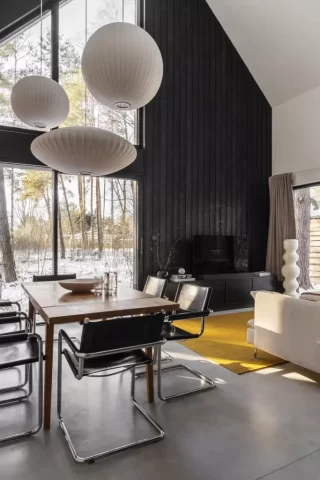 Elewacje Shou Sugi Ban - Degmeda - Świerk skandynawski - Hopdolasu Elewacje Shou Sugi Ban - Degmeda - Świerk skandynawski - Hopdolasu